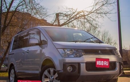 Mitsubishi Delica D:5 I, 2013 год, 2 850 000 рублей, 3 фотография