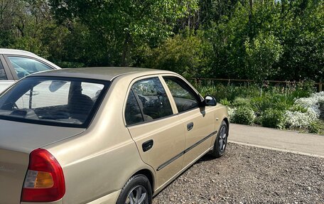 Hyundai Accent II, 2004 год, 500 000 рублей, 3 фотография