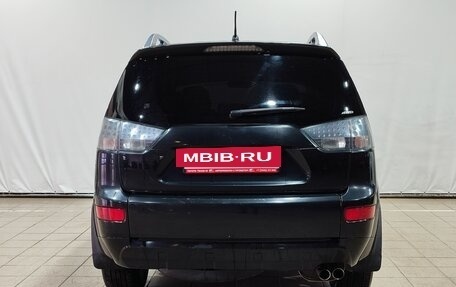 Mitsubishi Outlander III рестайлинг 3, 2007 год, 1 100 000 рублей, 5 фотография