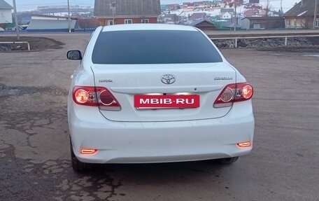Toyota Corolla, 2012 год, 900 000 рублей, 3 фотография