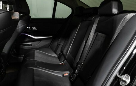 BMW 3 серия, 2019 год, 3 179 700 рублей, 10 фотография