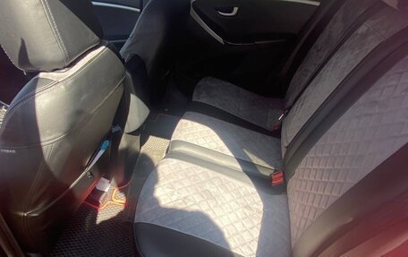 Hyundai i30 II рестайлинг, 2013 год, 900 000 рублей, 5 фотография