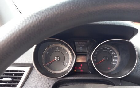 Hyundai i30 II рестайлинг, 2013 год, 900 000 рублей, 2 фотография