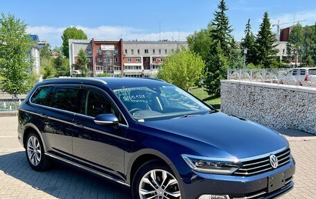 Volkswagen Passat B8 рестайлинг, 2015 год, 1 870 000 рублей, 5 фотография