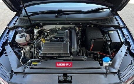 Volkswagen Passat B8 рестайлинг, 2015 год, 1 870 000 рублей, 14 фотография