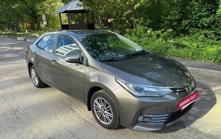 Toyota Corolla, 2018 год, 1 950 000 рублей, 5 фотография