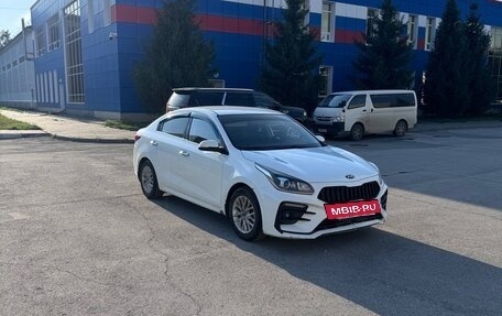 KIA Rio IV, 2017 год, 870 000 рублей, 2 фотография