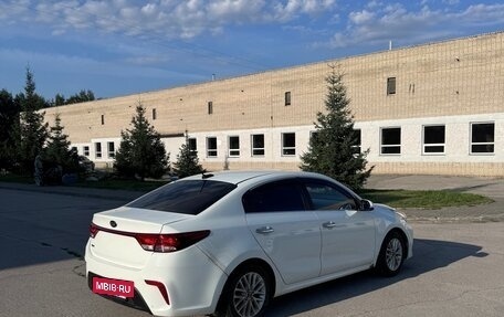 KIA Rio IV, 2017 год, 870 000 рублей, 4 фотография