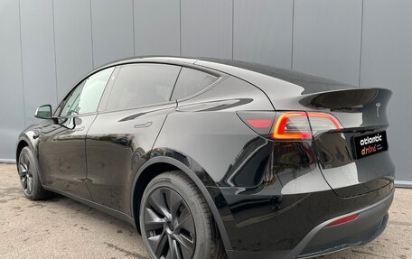 Tesla Model Y I, 2025 год, 5 990 000 рублей, 3 фотография