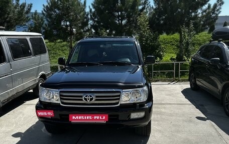 Toyota Land Cruiser 100 рестайлинг 2, 2005 год, 2 100 000 рублей, 5 фотография
