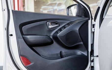 Hyundai ix35 I рестайлинг, 2014 год, 1 298 000 рублей, 13 фотография