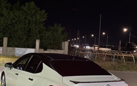 Toyota Camry, 2019 год, 2 550 000 рублей, 3 фотография