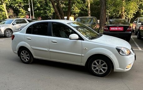 KIA Rio II, 2011 год, 650 000 рублей, 6 фотография