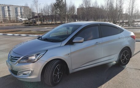 Hyundai Solaris II рестайлинг, 2014 год, 950 000 рублей, 4 фотография