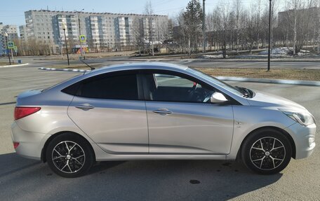 Hyundai Solaris II рестайлинг, 2014 год, 950 000 рублей, 12 фотография
