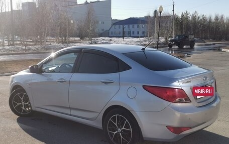 Hyundai Solaris II рестайлинг, 2014 год, 950 000 рублей, 20 фотография