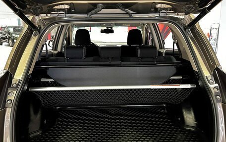 Toyota RAV4, 2017 год, 2 397 000 рублей, 14 фотография
