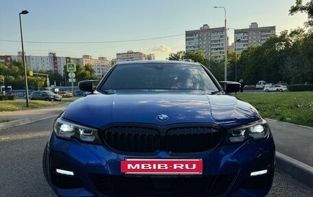 BMW 3 серия, 2019 год, 4 300 000 рублей, 6 фотография