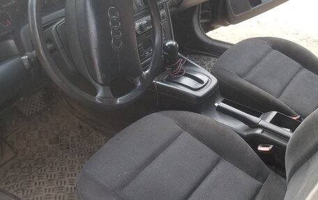 Audi A4, 1996 год, 250 000 рублей, 7 фотография