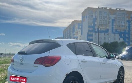 Opel Astra J, 2011 год, 450 000 рублей, 4 фотография