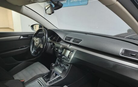 Volkswagen Passat B7, 2012 год, 1 203 000 рублей, 10 фотография