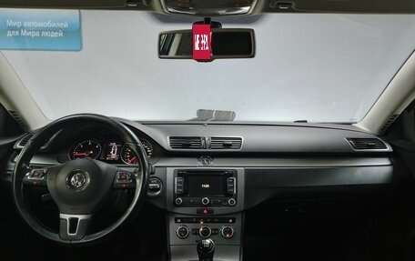 Volkswagen Passat B7, 2012 год, 1 203 000 рублей, 11 фотография