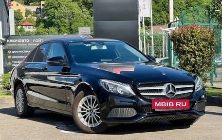 Mercedes-Benz C-Класс, 2018 год, 2 250 000 рублей, 2 фотография