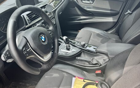 BMW 3 серия, 2018 год, 1 800 000 рублей, 4 фотография