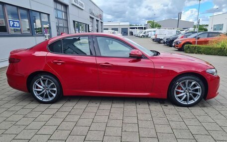 Alfa Romeo Giulia II, 2022 год, 3 820 000 рублей, 4 фотография