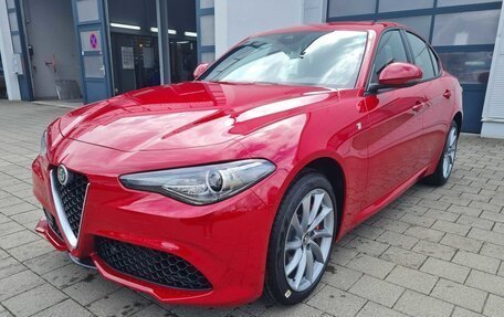 Alfa Romeo Giulia II, 2022 год, 3 820 000 рублей, 3 фотография