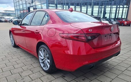 Alfa Romeo Giulia II, 2022 год, 3 820 000 рублей, 5 фотография