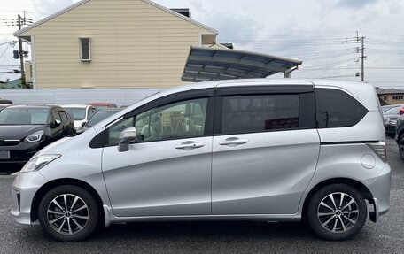 Honda Freed I, 2016 год, 887 000 рублей, 5 фотография
