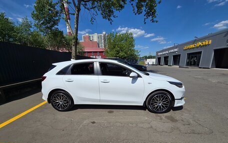 KIA cee'd III, 2022 год, 1 935 000 рублей, 1 фотография