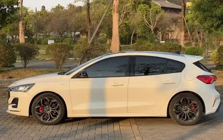 Ford Focus IV, 2022 год, 1 550 777 рублей, 3 фотография