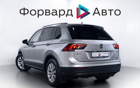 Volkswagen Tiguan II, 2020 год, 1 990 000 рублей, 5 фотография