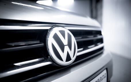 Volkswagen Tiguan II, 2020 год, 1 990 000 рублей, 9 фотография
