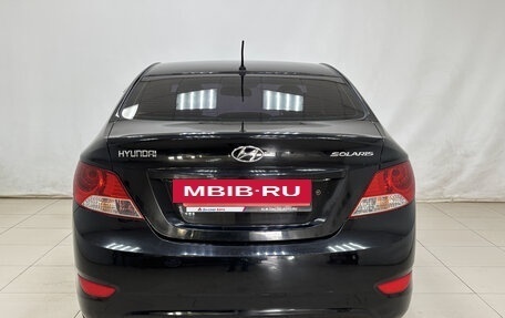Hyundai Solaris II рестайлинг, 2012 год, 620 000 рублей, 5 фотография