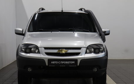 Chevrolet Niva I рестайлинг, 2018 год, 812 000 рублей, 3 фотография