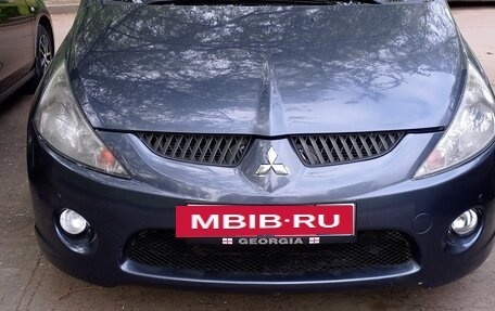 Mitsubishi Grandis, 2008 год, 2 фотография