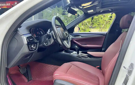 BMW 5 серия, 2022 год, 4 325 000 рублей, 4 фотография
