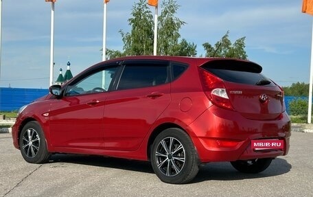 Hyundai Solaris II рестайлинг, 2012 год, 890 000 рублей, 3 фотография
