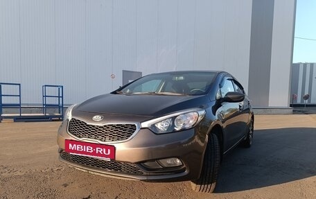KIA Cerato III, 2013 год, 950 000 рублей, 2 фотография