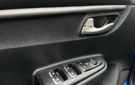 KIA Rio IV, 2018 год, 1 249 000 рублей, 7 фотография