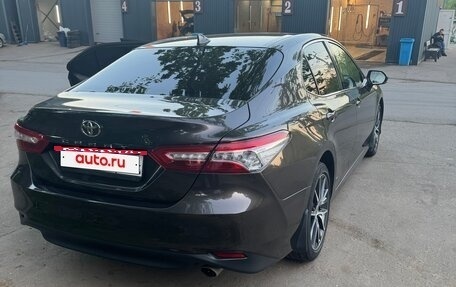 Toyota Camry, 2021 год, 3 600 000 рублей, 3 фотография