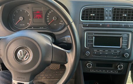 Volkswagen Polo VI (EU Market), 2013 год, 850 000 рублей, 9 фотография