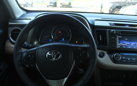 Toyota RAV4, 2014 год, 1 990 000 рублей, 9 фотография