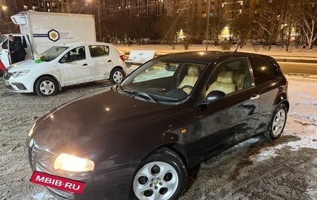 Alfa Romeo 147 I рестайлинг, 2002 год, 230 000 рублей, 3 фотография
