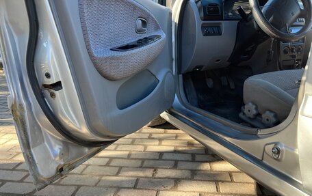 KIA Rio II, 2002 год, 239 000 рублей, 7 фотография