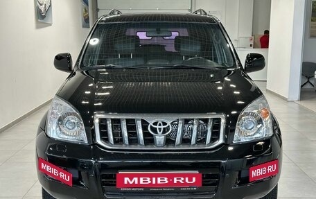 Toyota Land Cruiser Prado 120 рестайлинг, 2005 год, 2 499 900 рублей, 2 фотография