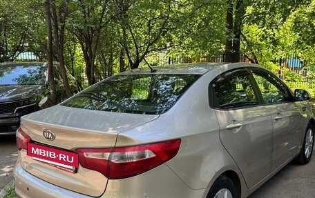 KIA Rio III рестайлинг, 2011 год, 800 000 рублей, 5 фотография